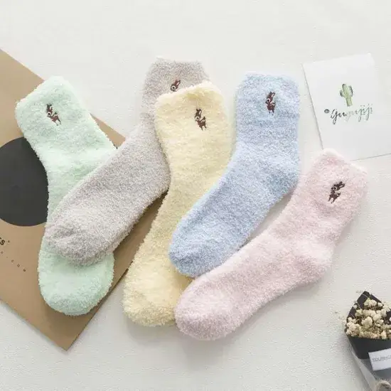 Vớ mèo thêu hình hoạt hình chất liệu dày cho phụ nữ mặc trong mùa lạnh, có thể tùy chỉnh logo hình ảnh 1-description