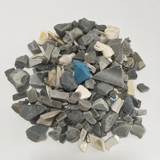 Phế liệu ống PVC tái chế từ nhà sản xuất Trung Quốc - Sản phẩm thanh và cửa PVC uy tín hình ảnh 1-description