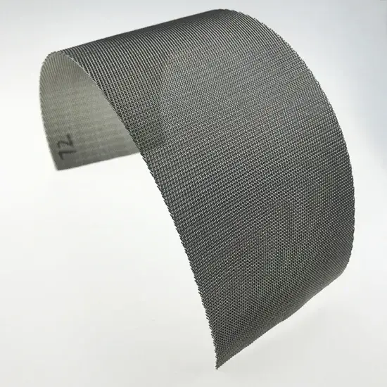 Lưới kim loại màu đen chất lượng cao, sản xuất từ vải lọc kim loại và thép carbon hình ảnh 1-description