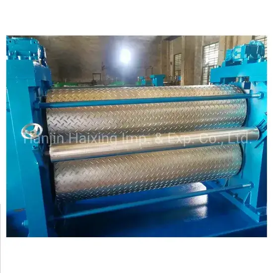 Máy dập nổi tấm với mẫu kẻ caro độc đáo hình ảnh 1-description