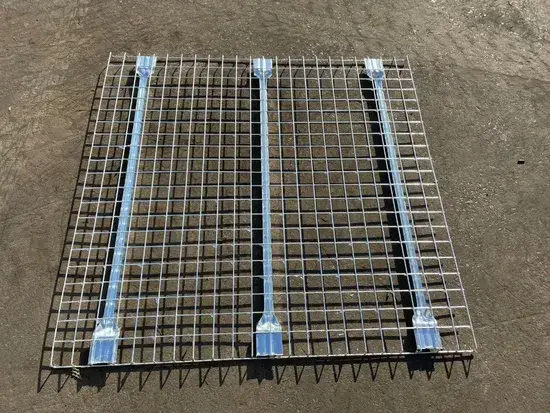 Giá đỡ pallet kim loại chất lượng cao với decking lưới thép mạ kẽm cho kho hàng hình ảnh 1-description