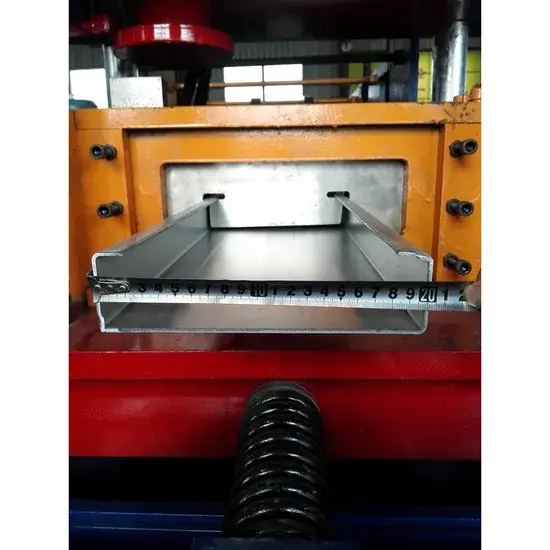 Máy tạo hình purlin C chất lượng cao với lớp mạ kẽm bền bỉ hình ảnh 1-description