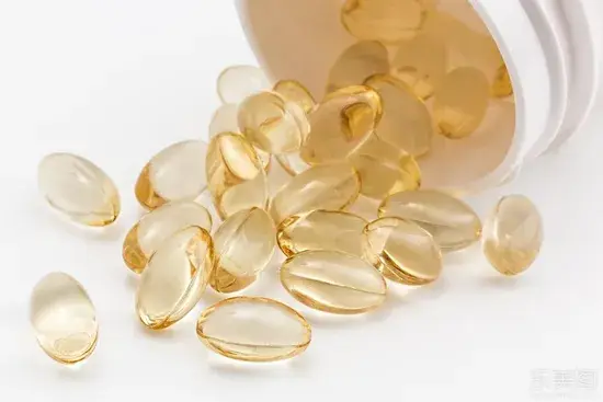 Dầu cá Omega DHA/EPA hàm lượng cao OEM, viên nang mềm 3 trong 1, thương hiệu riêng, mức giá ưu đãi hình ảnh 1-description