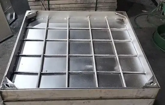 Nắp hố ga thép không gỉ tùy chỉnh cho công nghiệp và xây dựng hình ảnh 1-description