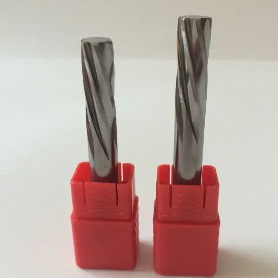 Mũi khoan carbide tùy chỉnh: kiểu dáng xoắn thẳng và bước hàn cho độ chính xác cao hình ảnh 1-description
