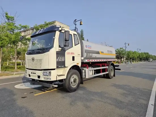 Xe Tưới Nước 15t: Phun, Lọc, Uống và Sử Dụng trong Công Nghiệp và Nông Nghiệp hình ảnh 1-description