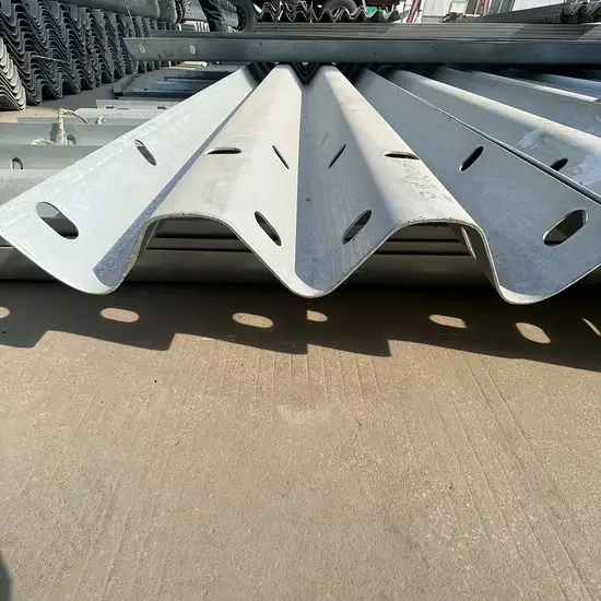 Rào Chắn Va Chạm Thép Galvanized Thrie Beam Aashto M180 - Bảo Vệ Đường Bộ Với Chất Lượng Cao hình ảnh 1-description