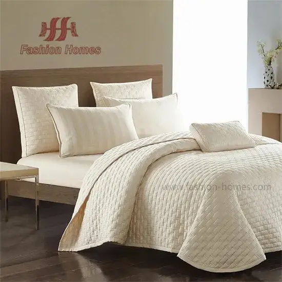 Bộ chăn 100% polyester thêu vi sợi, phù hợp cho trải giường hình ảnh 1-description