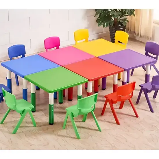 Bàn mẫu giáo nhựa hình vuông cho bé vui chơi hình ảnh 1-description