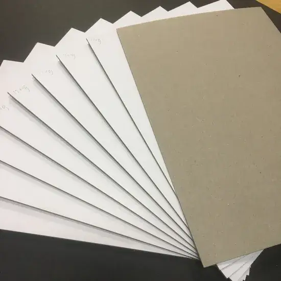 Bảng trắng độ dày 230GSM, 250GSM, 300GSM, 350GSM với lớp phủ màu xám ở mặt sau hình ảnh 1-description
