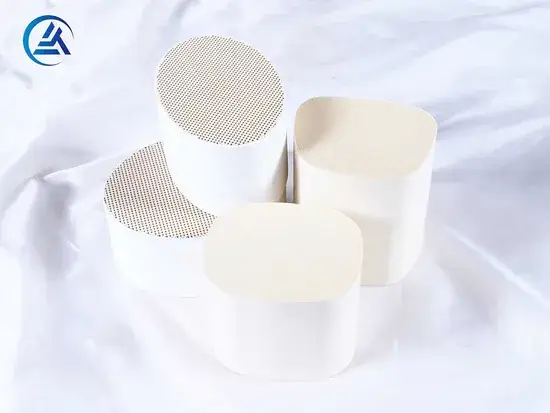 Chất liệu nền Honeycomb từ gốm cho hệ thống xả của xe hơi hình ảnh 1-description