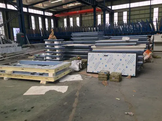 Cửa phòng lạnh từ chất liệu thép không gỉ, đảm bảo độ bền và dày 120mm hình ảnh 1-description
