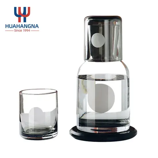Bình Thủy Tinh Đựng Nước 700ml/23.5oz Nhận Bán Sỉ - Thiết Kế Gấu Đáng Yêu, Kèm Cốc Bình Nước Uống hình ảnh 1-description